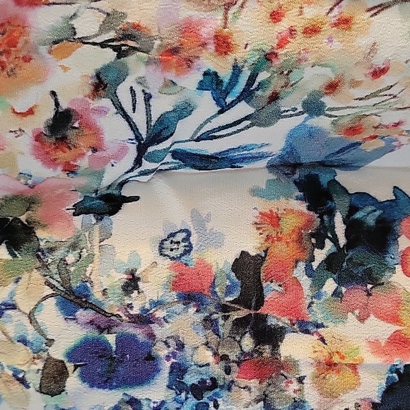 Karen Kane Pink and White Floral Cold Shoulder Top Small - Picture 3 of 5